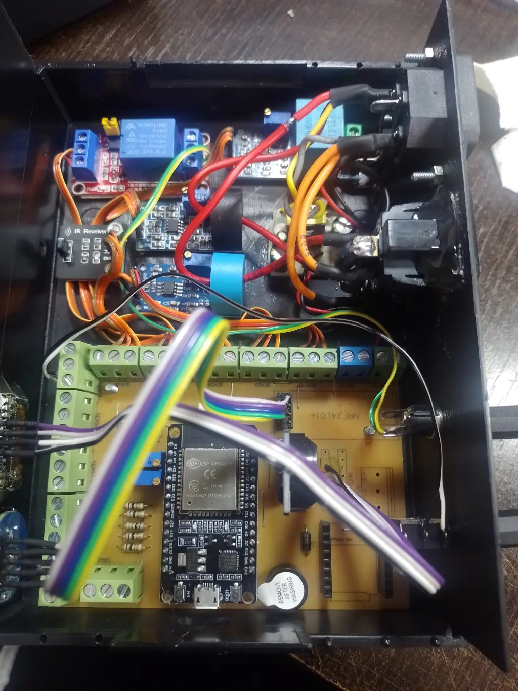 Prototipo control On-Off sistema kioskos multimedia
